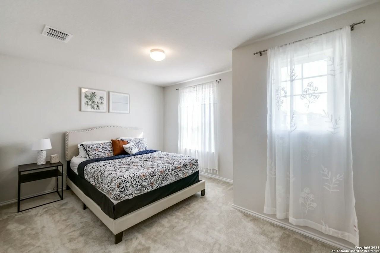 11962 Longfellow Ranch, Unit 3 - Photo 3 of 4