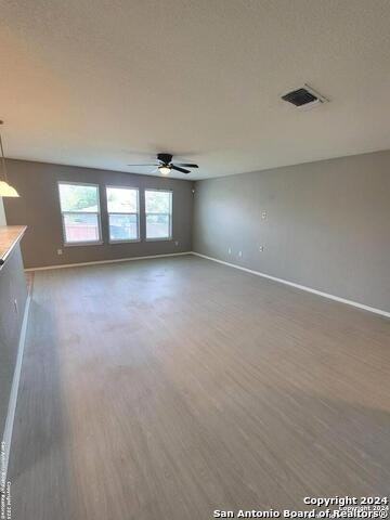 105 Hinge Chase - Photo 4 of 16