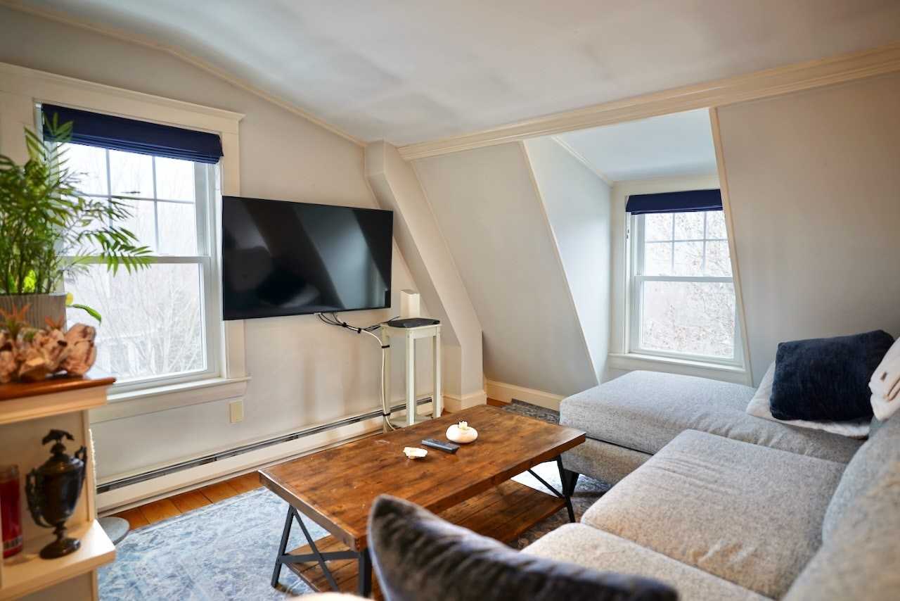 55 School Street, Unit 3 - Photo 4 of 26