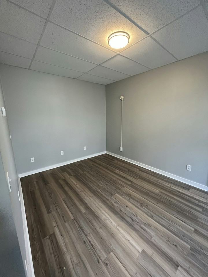 23 Main Street, Unit 2 - Photo 3 of 5