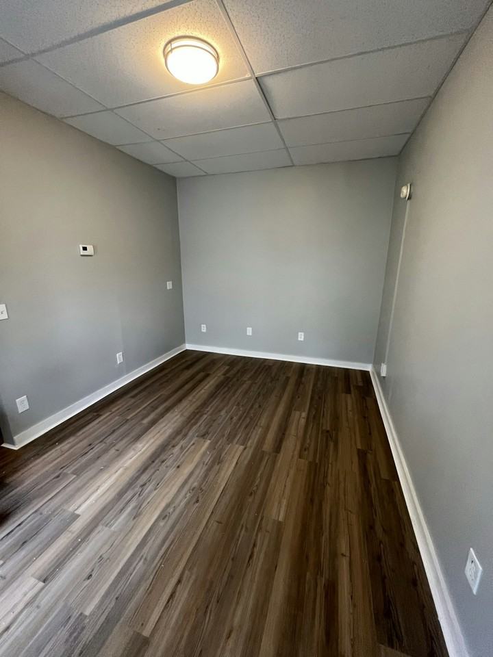 23 Main Street, Unit 2 - Photo 5 of 5