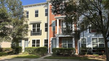 featured image of 1592 Bluewater Way