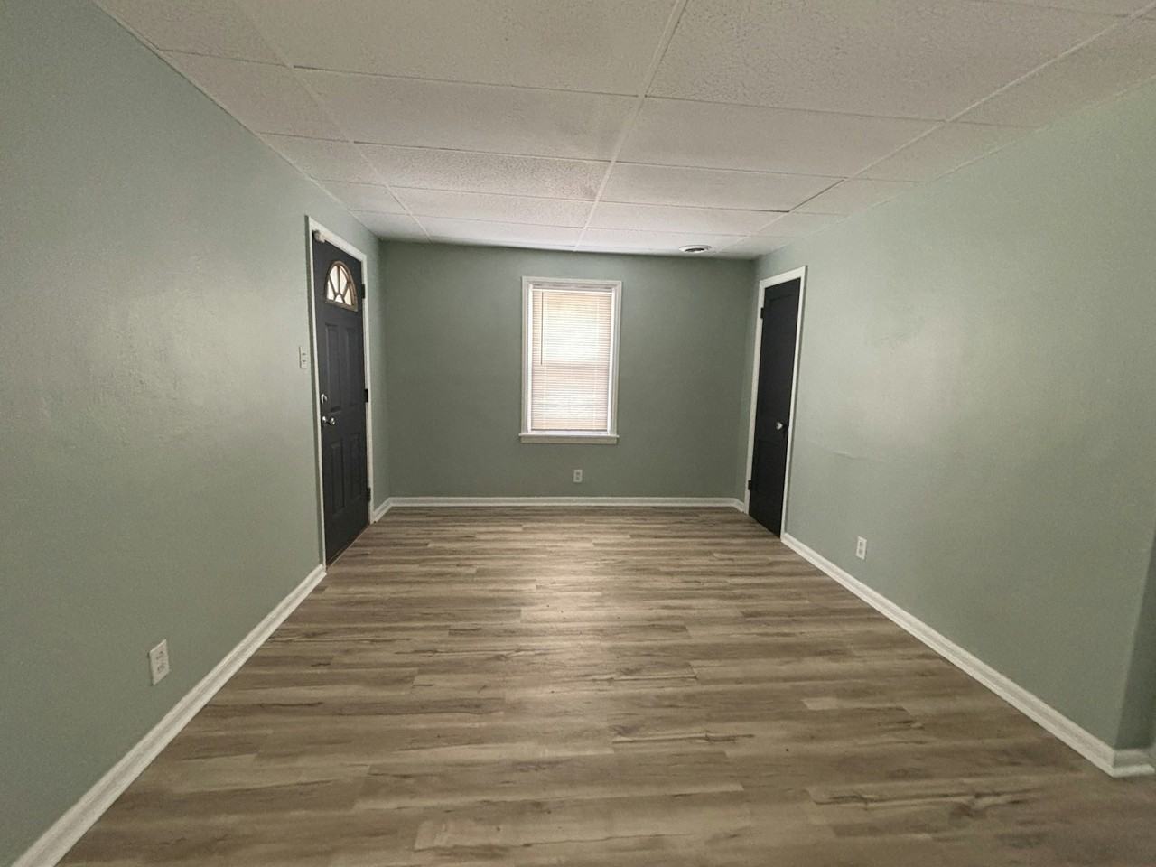 18557 Kingsville St - Photo 2 of 9