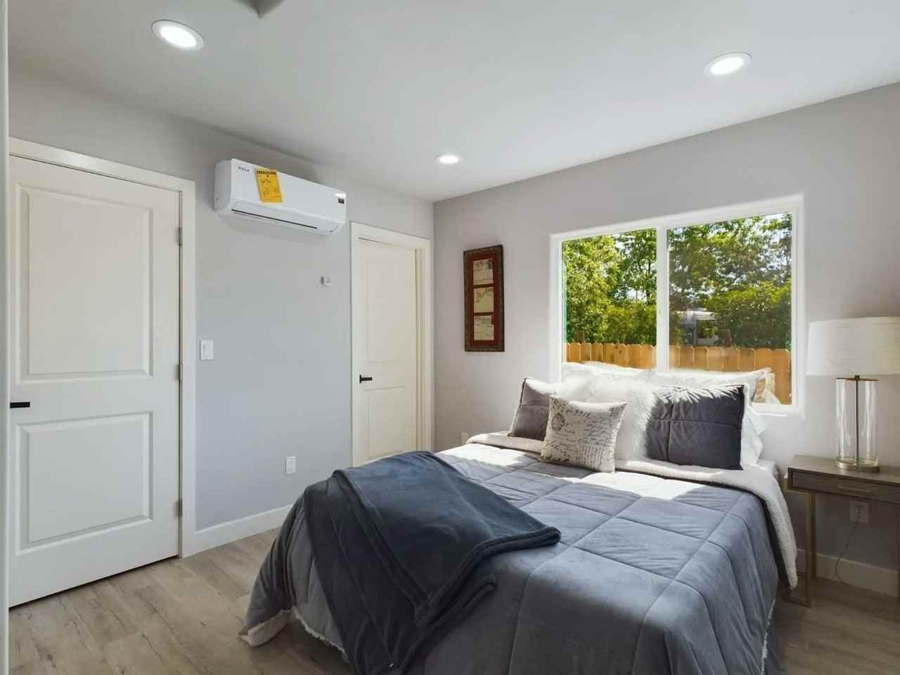 430 5th St, Unit A - Photo 4 of 12