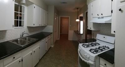 210 Lake Dr - Photo 3 of 8