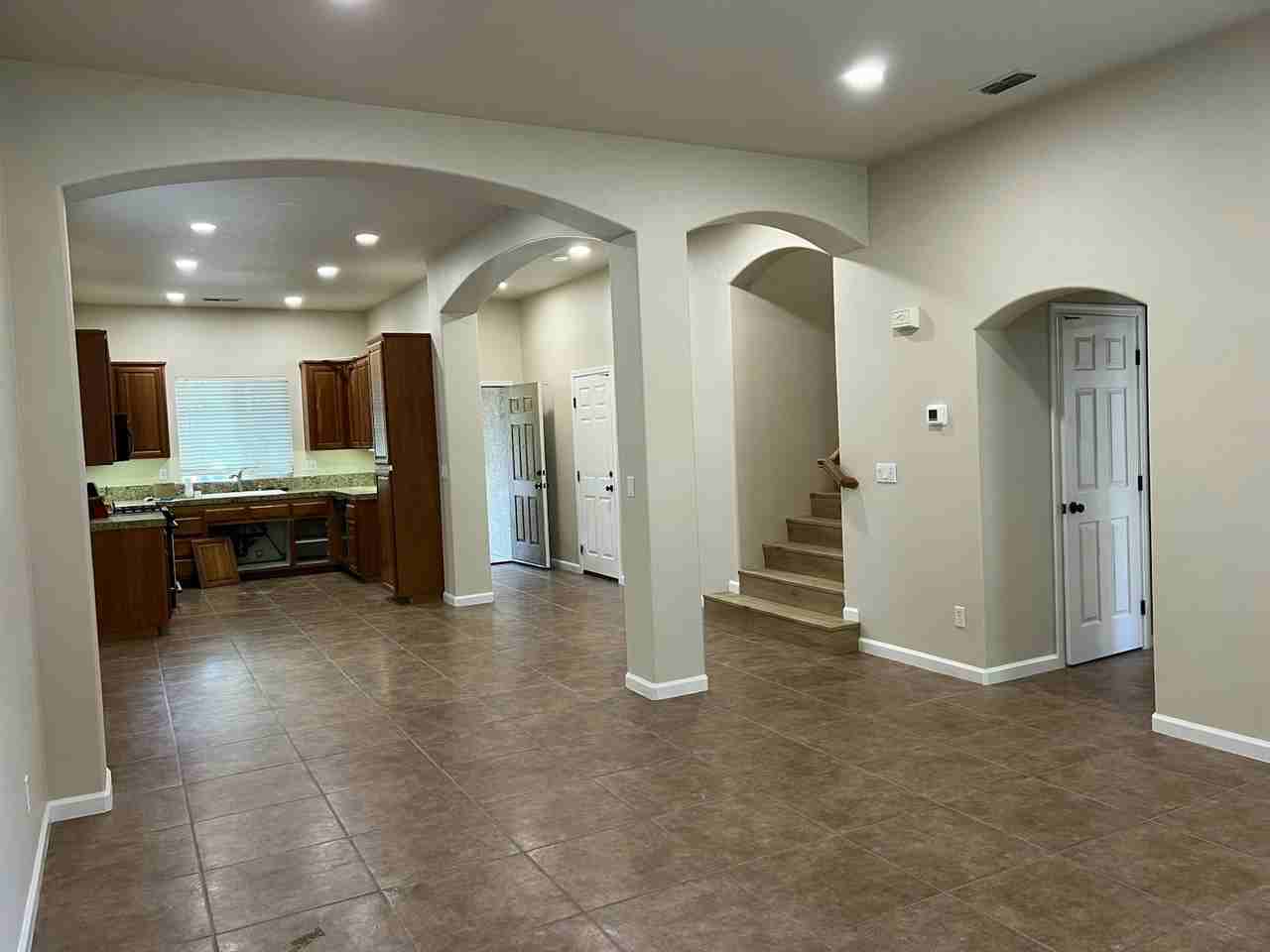 316 Bayonne Court - Photo 5 of 21