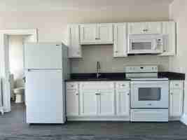 featured image of 57 S 6th St #5