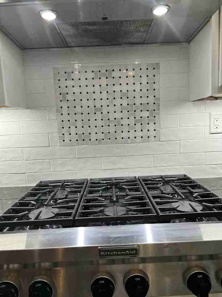 23990 Hollingsworth Dr - Photo 7 of 43