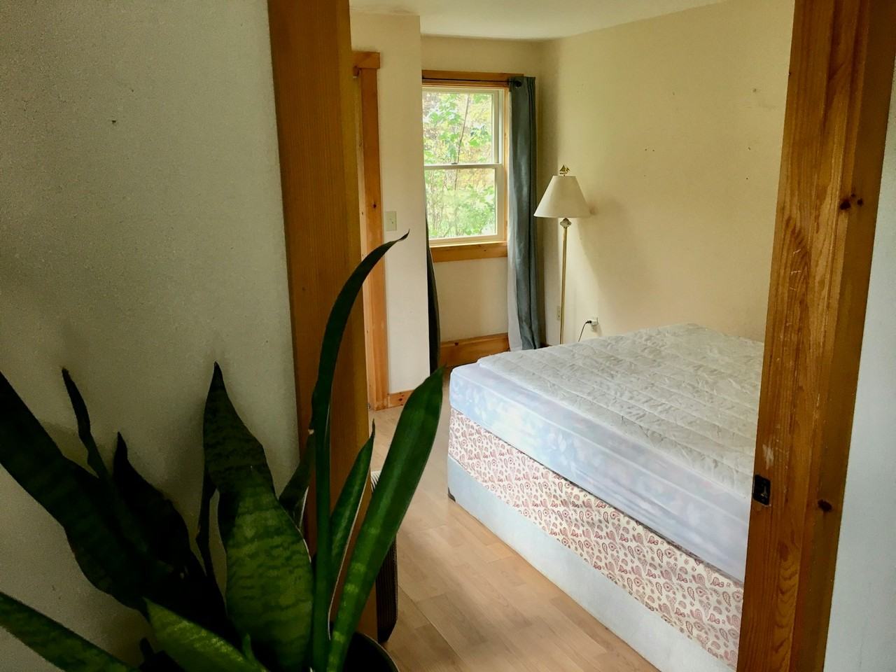 490 Goddard Nisbet Rd - Photo 2 of 11