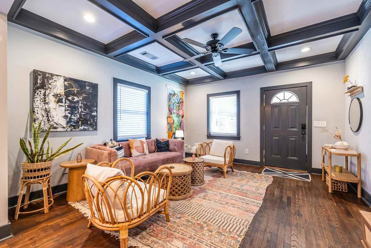 988 Mayson Turner Road Northwest - Photo 4 of 50