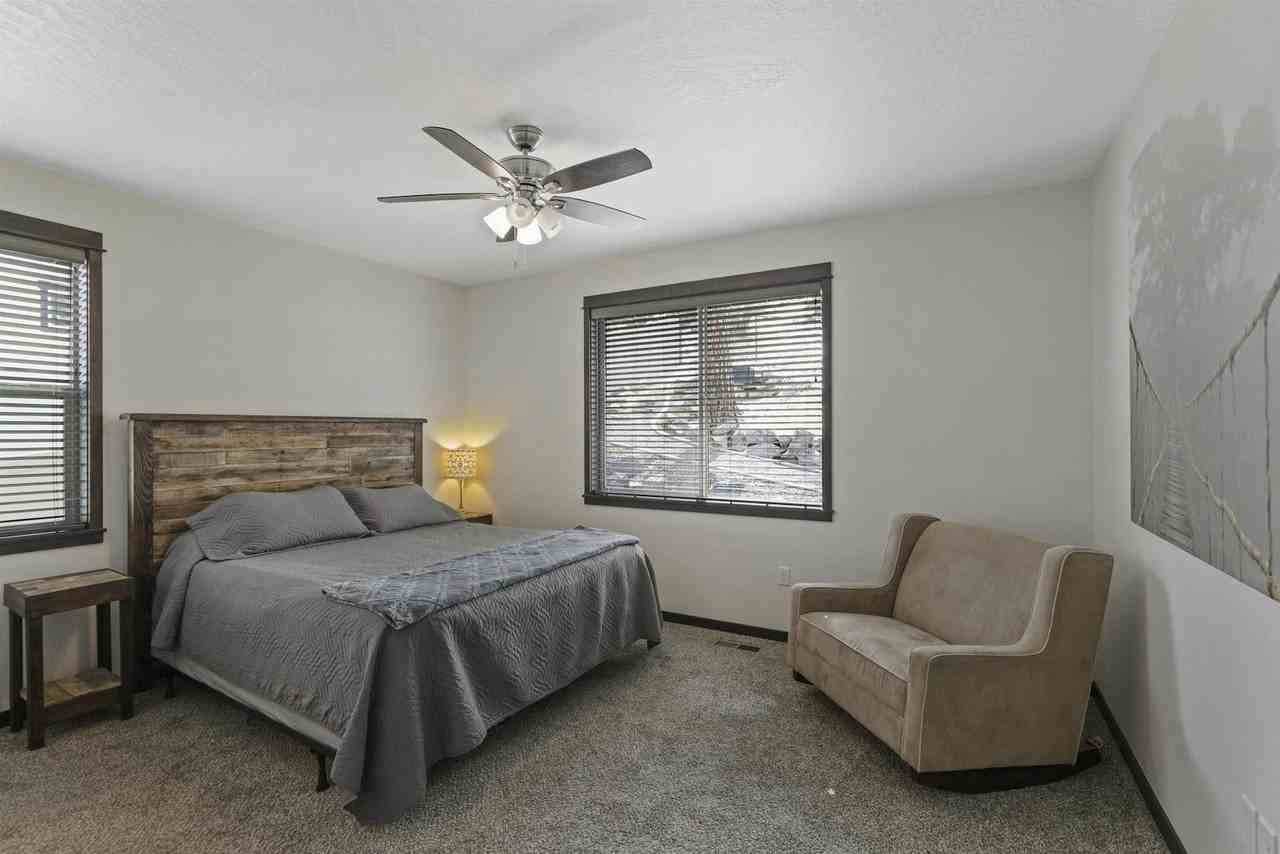 2719 South Seabiscuit Drive - Photo 6 of 30