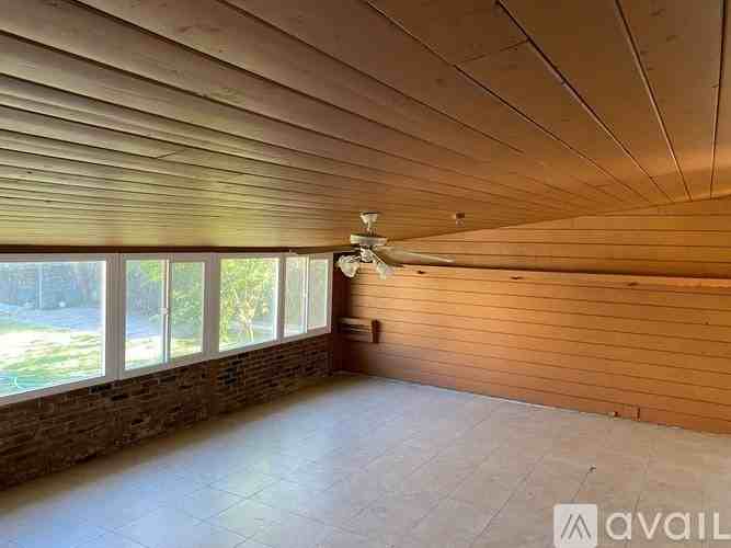 5128 Fulton Avenue - Photo 5 of 10