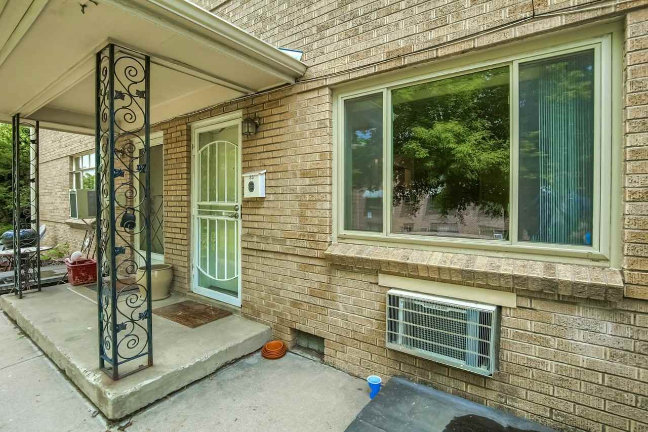 33 N Washington St - Photo 2 of 33