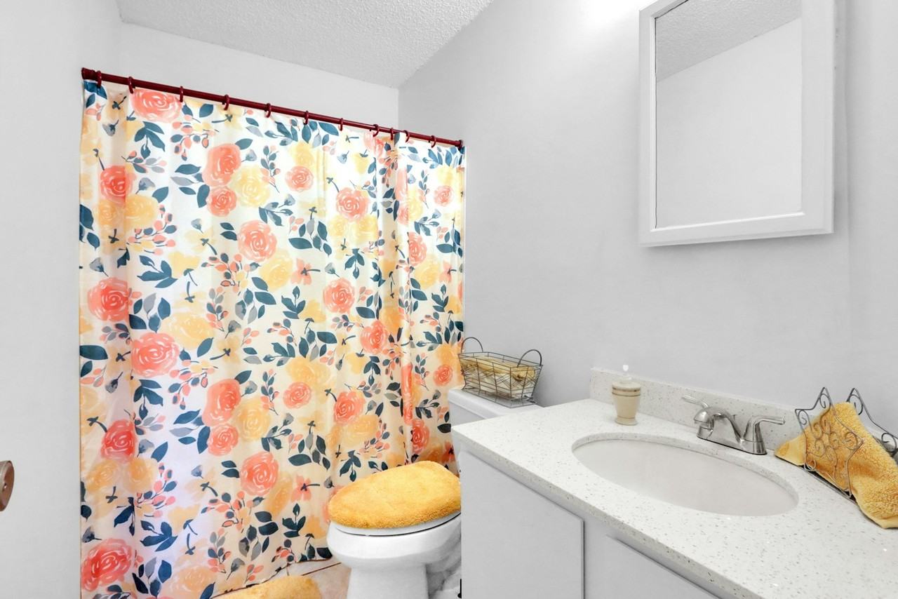 12210 Ridge Corner Street - Photo 3 of 16