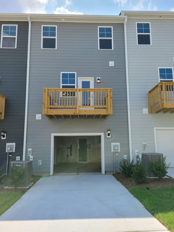 5916 Kayton Street - Photo 5 of 29