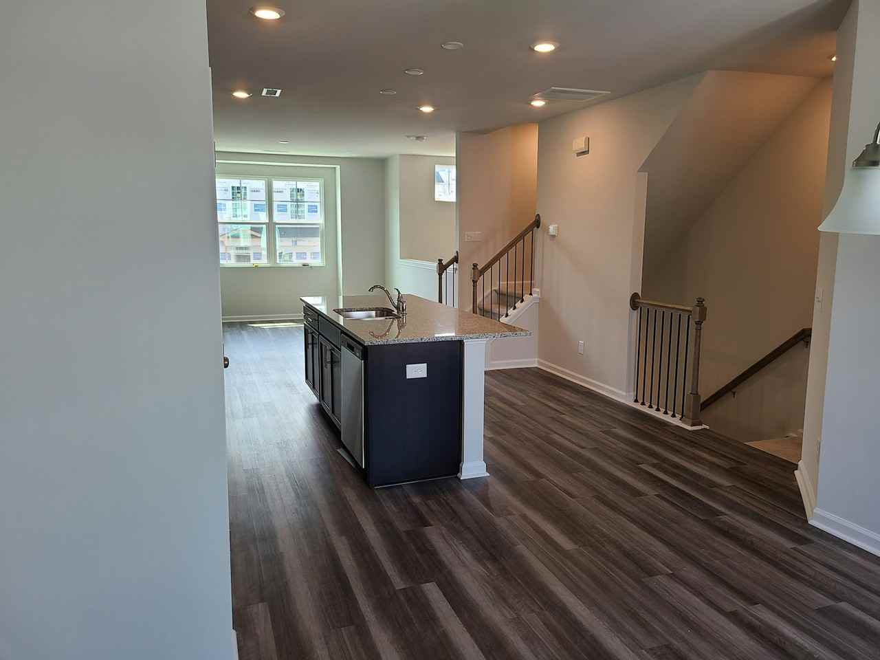 5916 Kayton Street - Photo 6 of 29