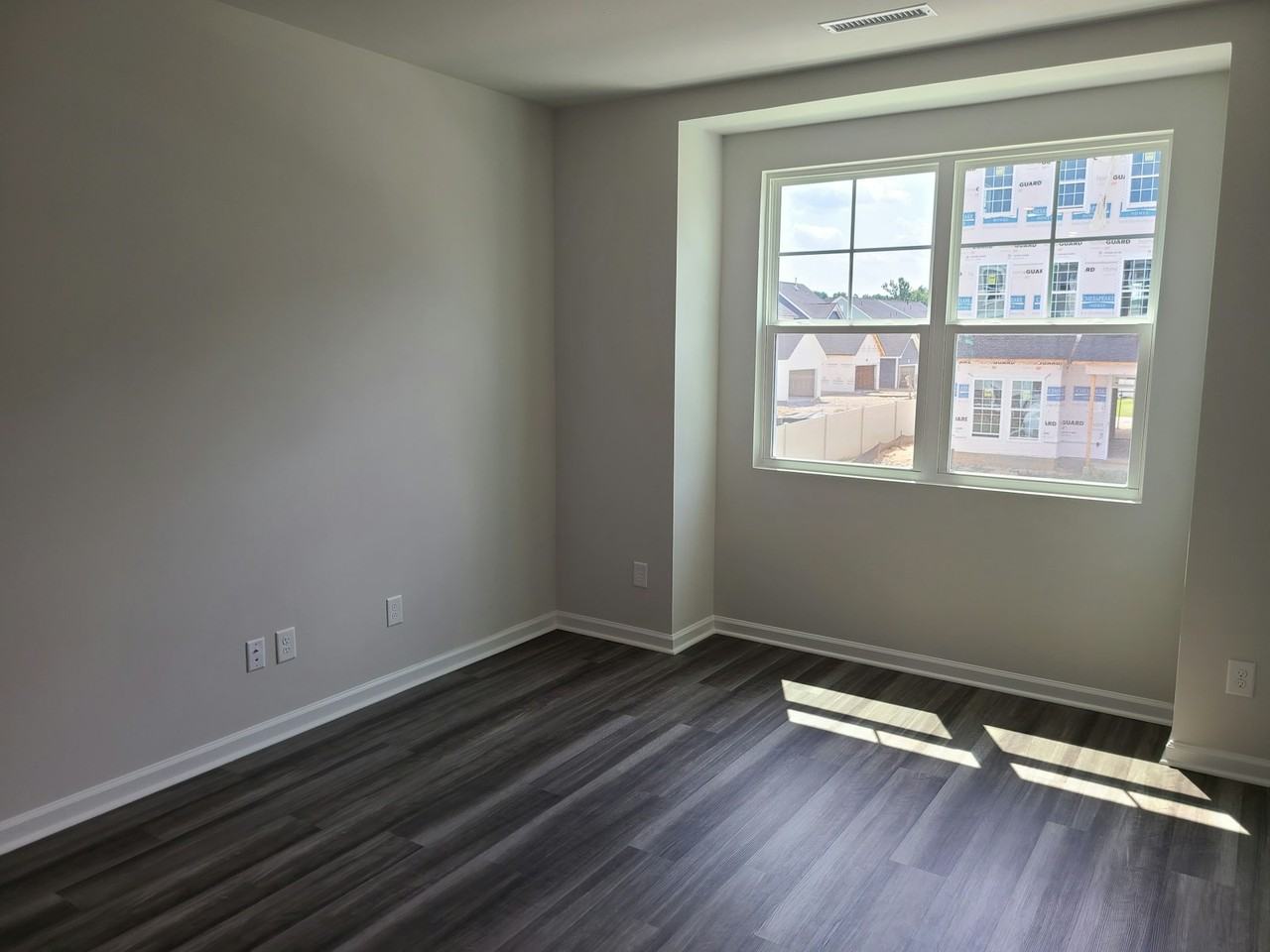 5916 Kayton Street - Photo 7 of 29