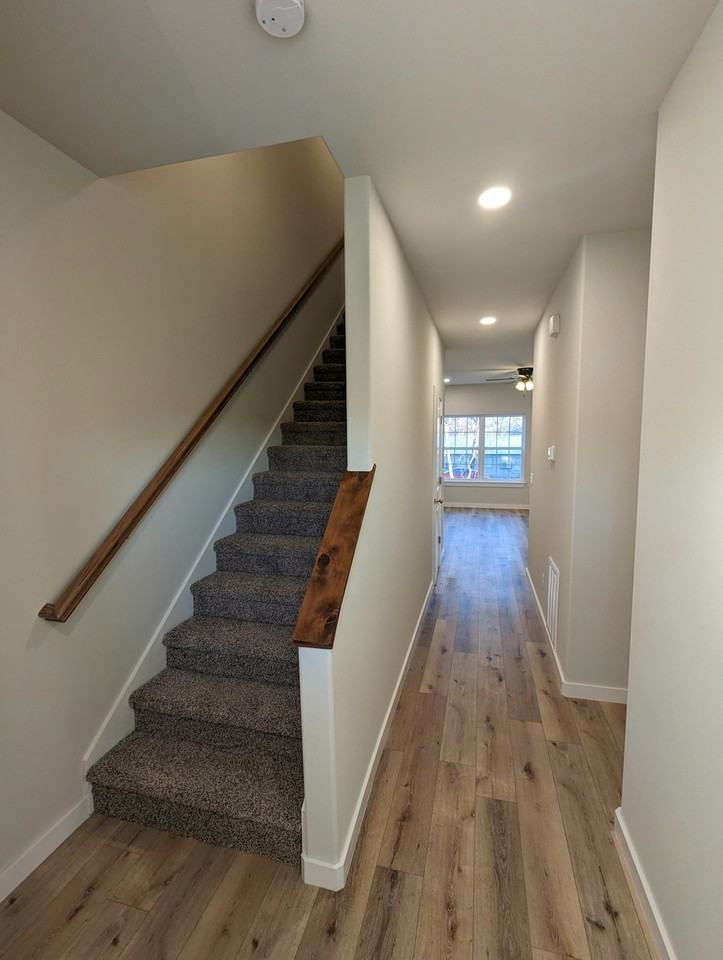 137 South Bluff Avenue - Photo 3 of 16