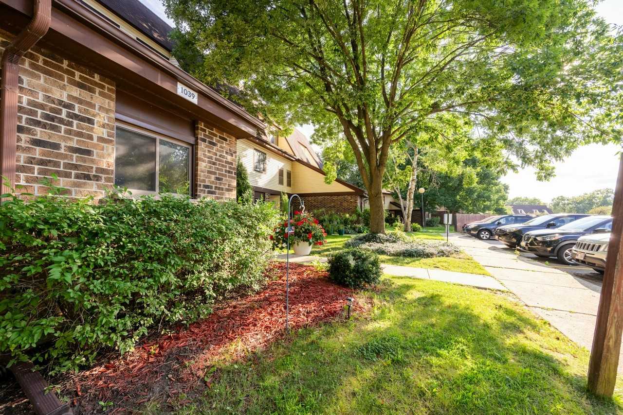 1039 South Sunny Vale Lane, Unit C - Photo 2 of 25