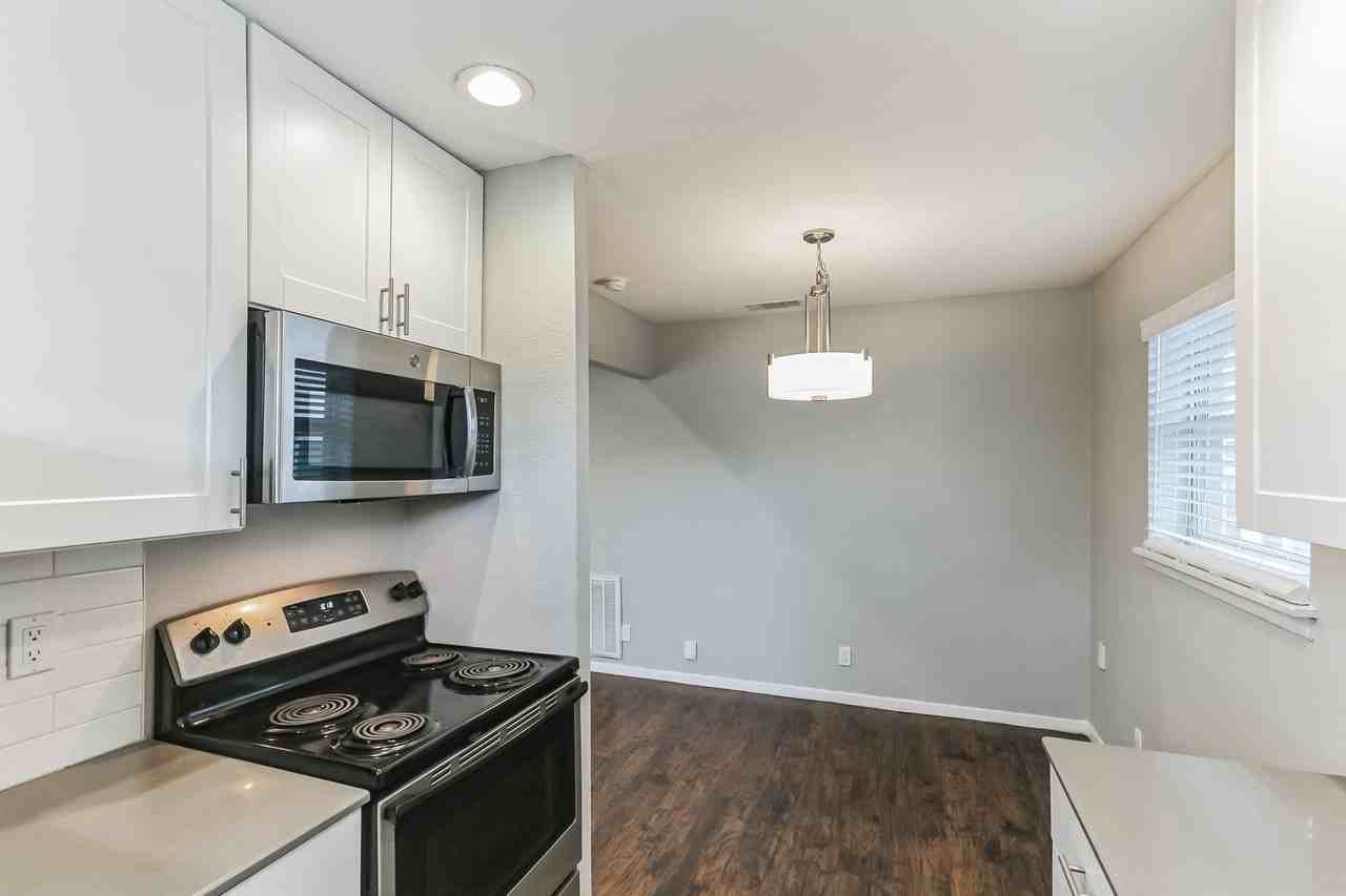 6315 Richmond - Photo 6 of 12