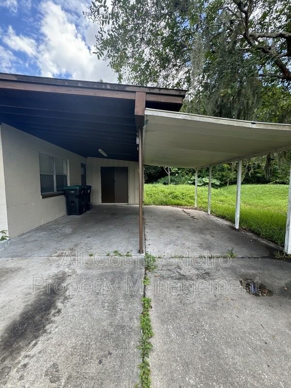 1221 Linda Ln - Photo 2 of 14