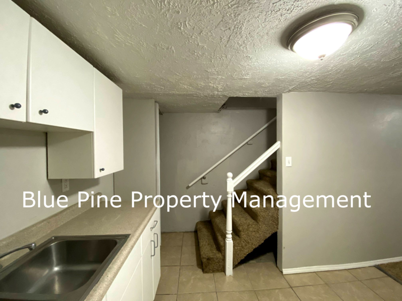 1136 S 2nd Ave #B - Photo 2 of 9