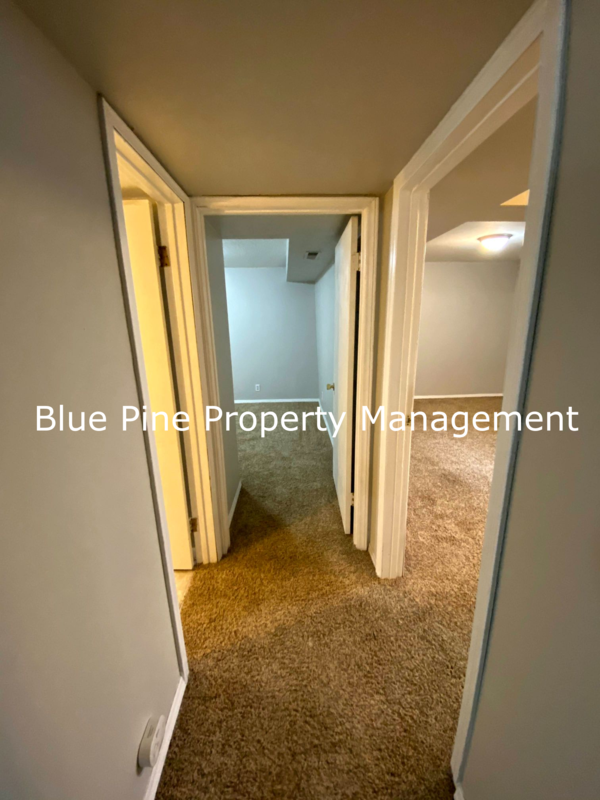 1136 S 2nd Ave #B - Photo 5 of 9