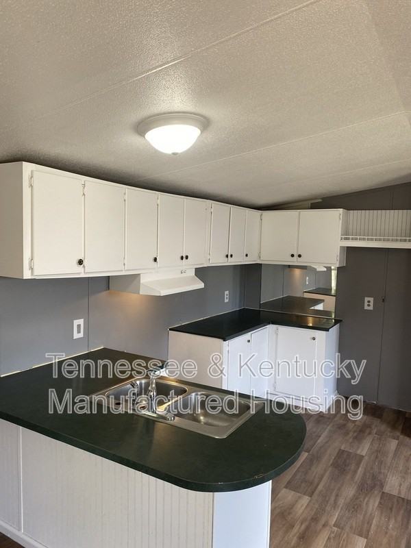 1104 Columbia Ave - Photo 6 of 6