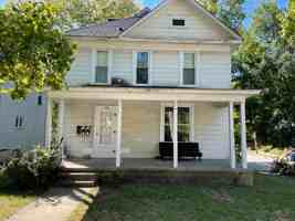 featured image of 125 W Lutz Ave