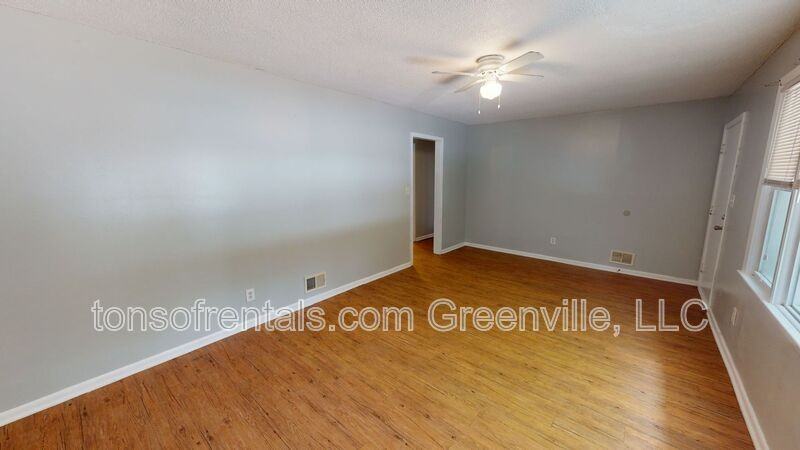 1427 - Photo 4 of 12