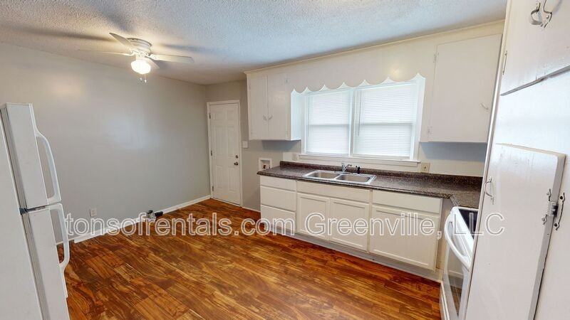 1427 - Photo 5 of 12