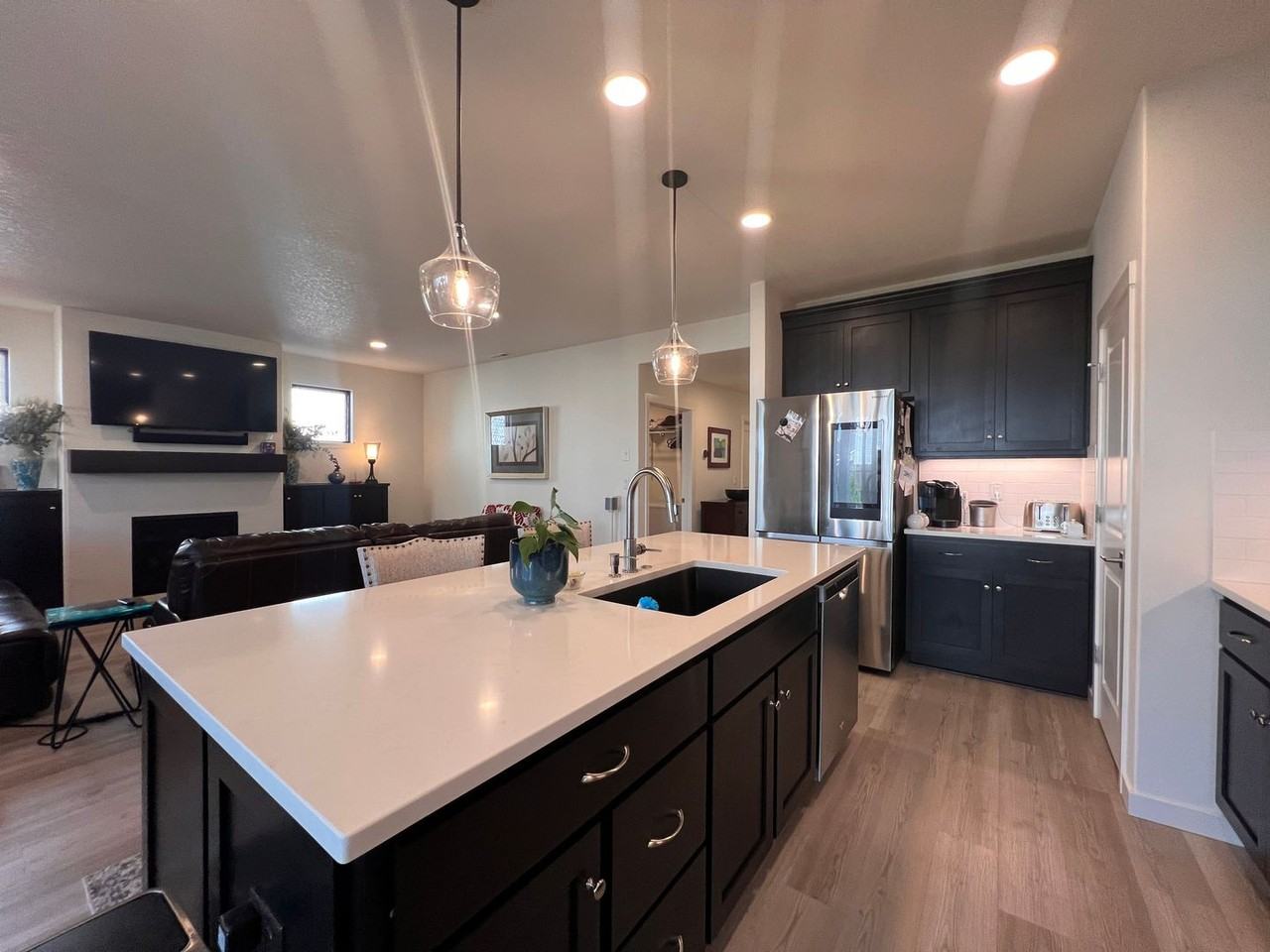 842 Se 37th St - Photo 6 of 30