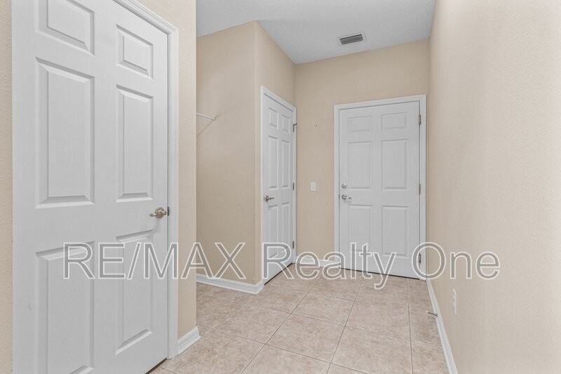 6148 N Imperial Pt - Photo 6 of 20