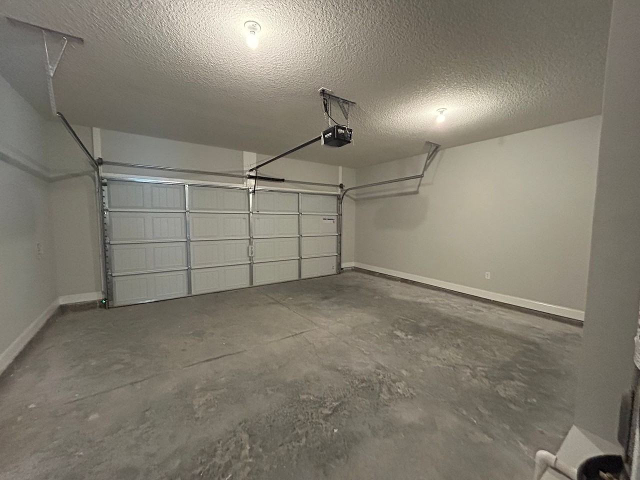 1220 Grayson Ave - Photo 3 of 17