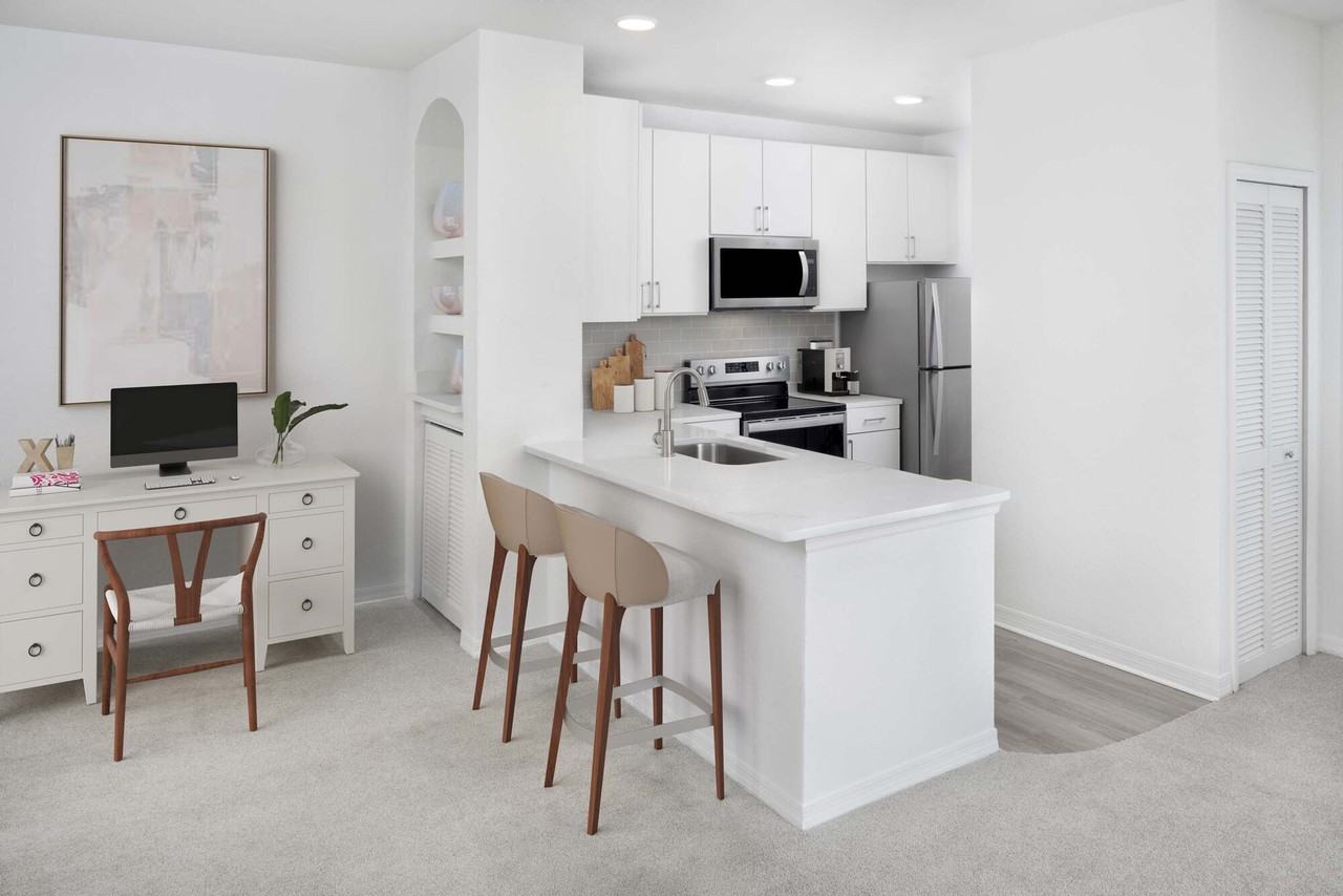 Camden World Gateway - Photo 7 of 39