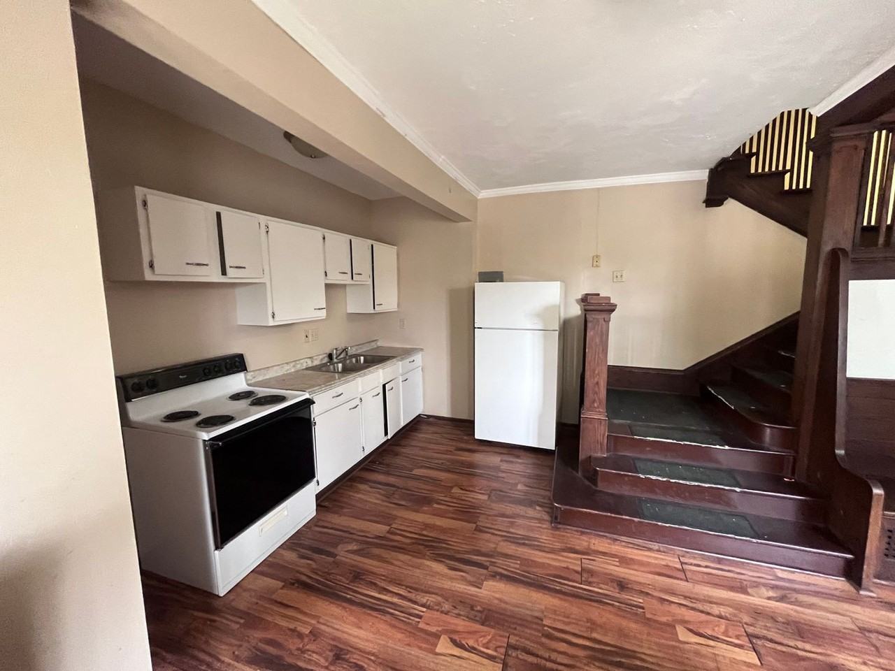 Littleton House - Photo 4 of 27