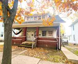 223 W Lutz Ave - Photo 1 of 1