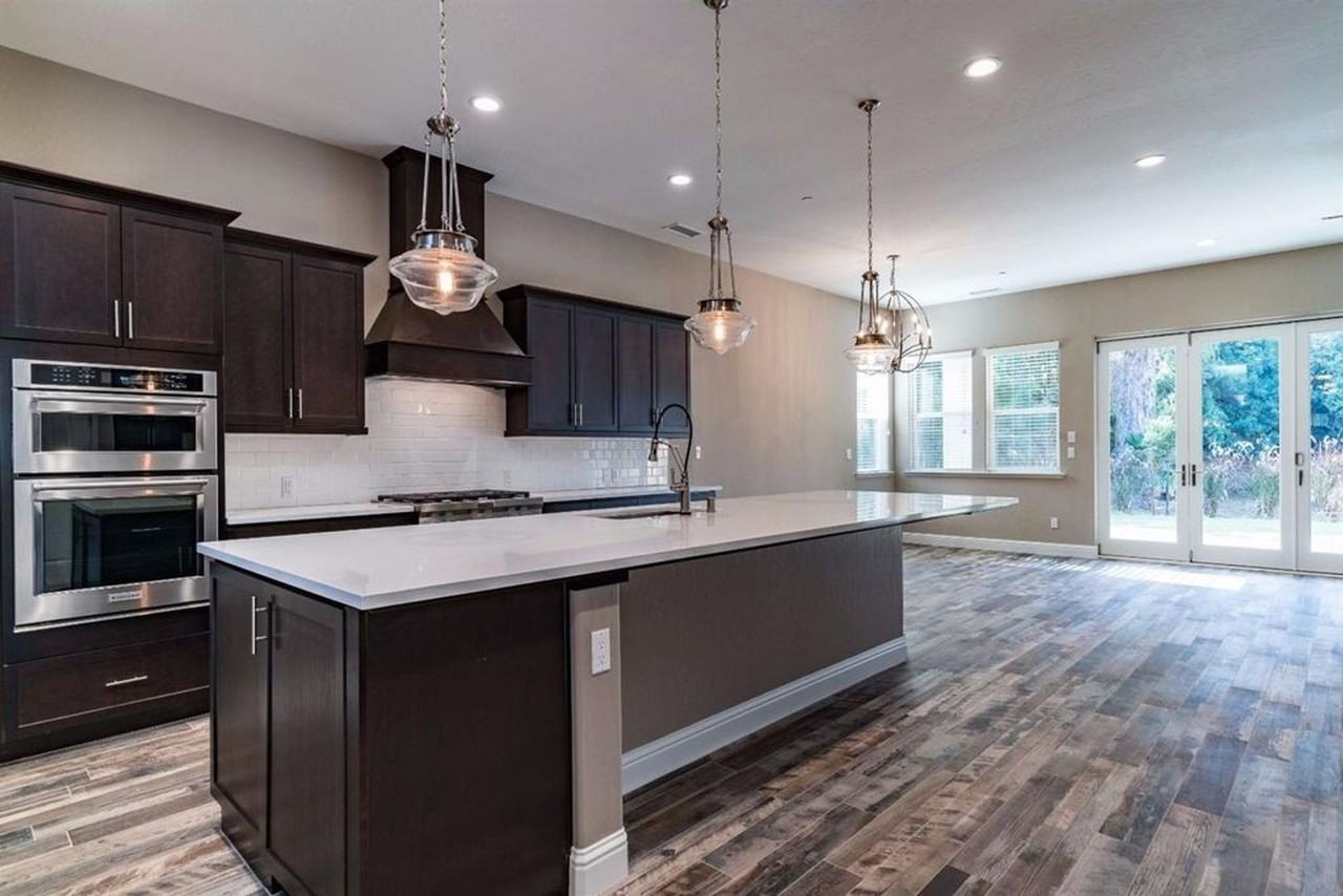 4809 N Sunset Ave - Photo 5 of 26