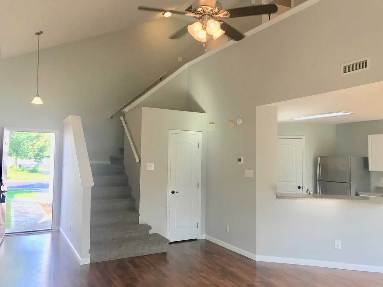 4481 Redcliff North Ln - Photo 7 of 50