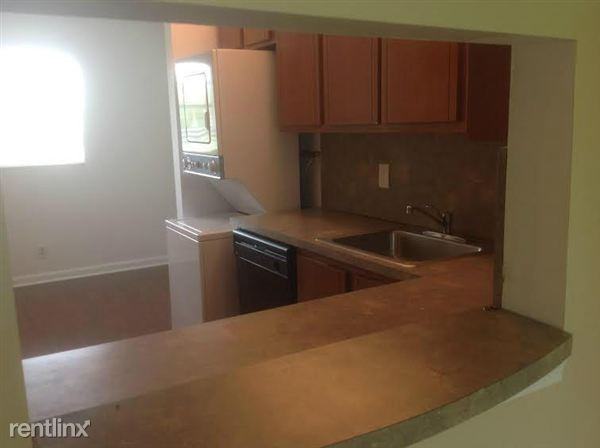 2828 Casita Way - Photo 3 of 11