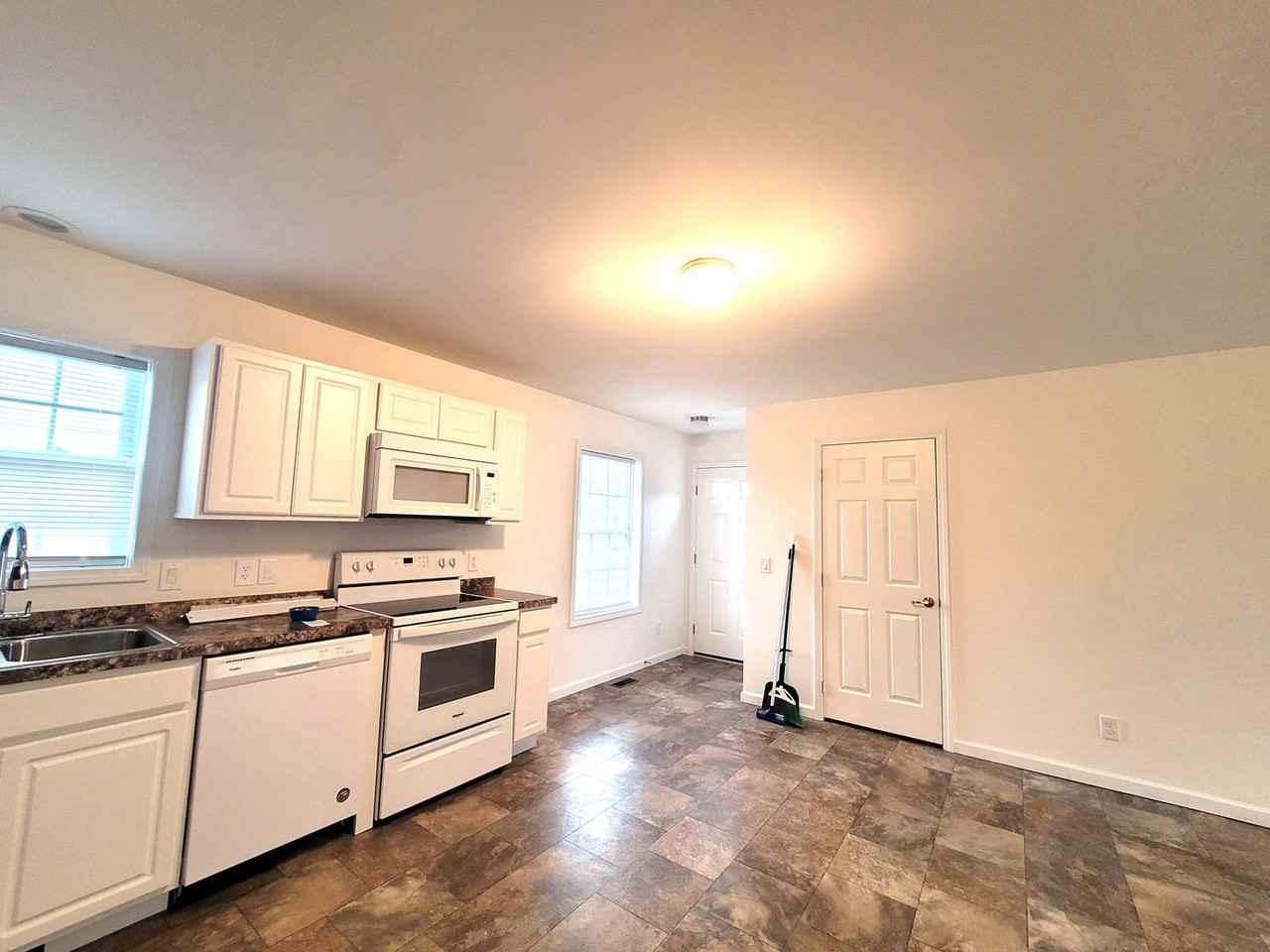 RVIP972 - Photo 3 of 13