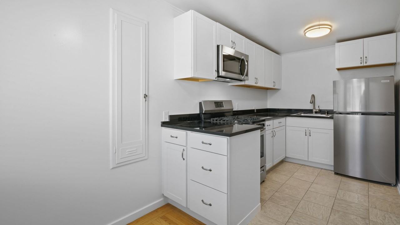 1440 1440 EL CAMINO REAL - 6 #6 - Photo 5 of 21