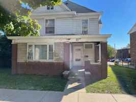 featured image of 460 N Grant St