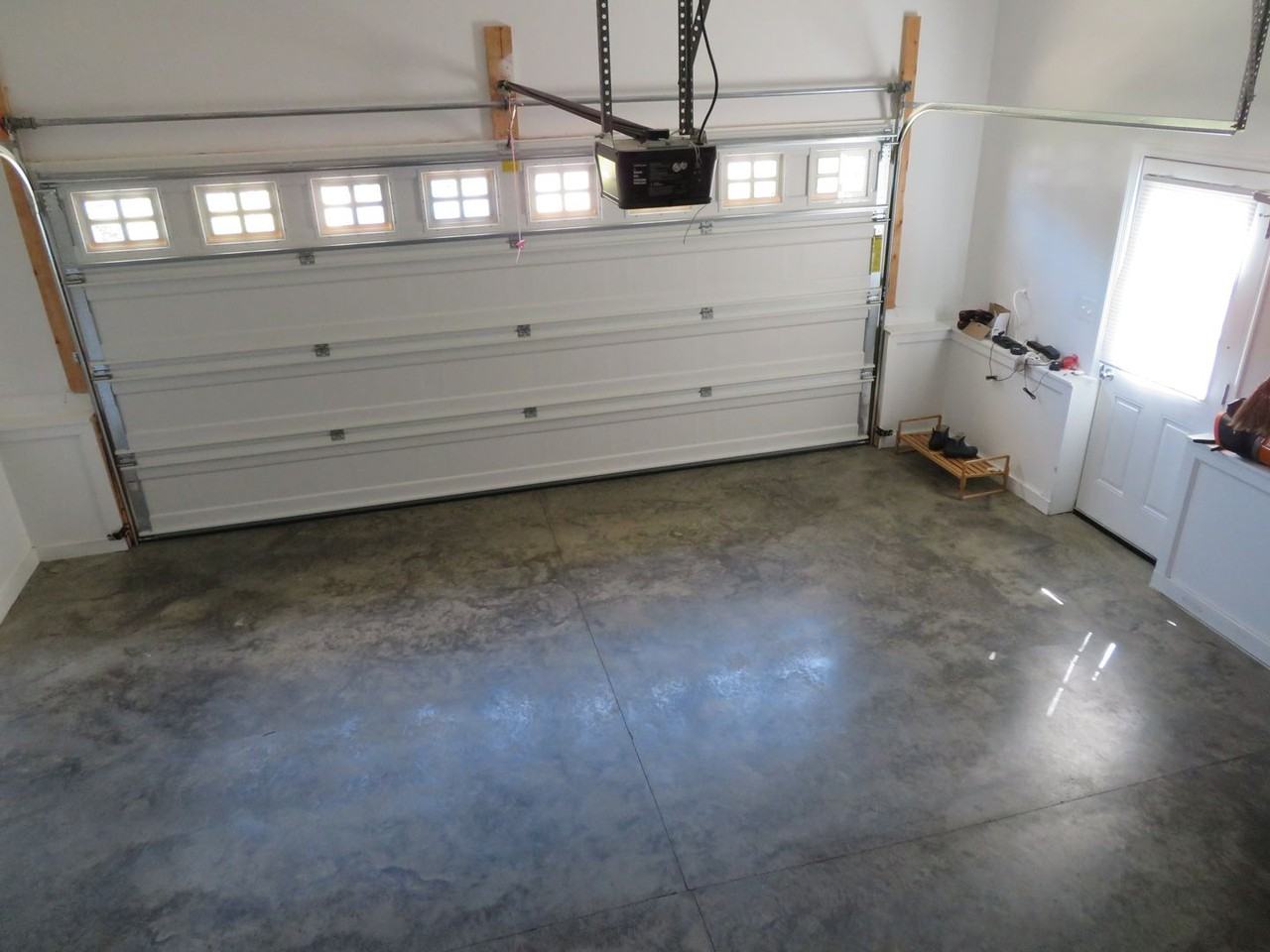 144 Ogden St - Photo 7 of 15