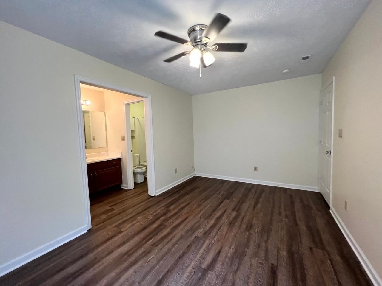 2154 Skyview Dr - Photo 5 of 18