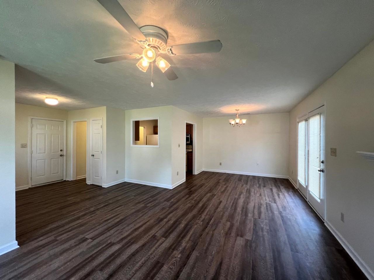 2154 Skyview Dr - Photo 6 of 18