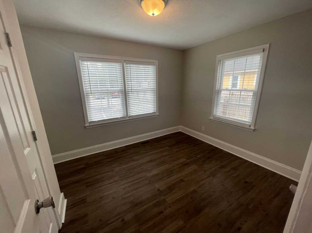 232 Woodrow St Apt D - Photo 7 of 13