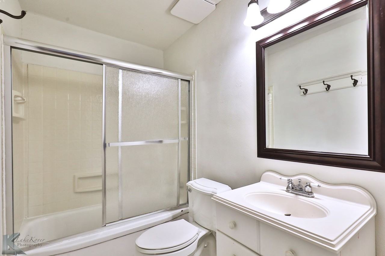 1318 Lillius St - Photo 4 of 17