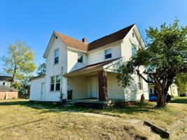 featured image of 619 619 & 619 1/2 Baltimore Street