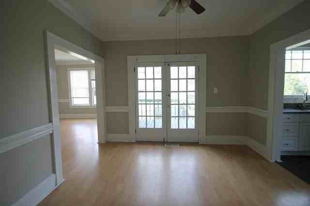 320 Oak Dr - Photo 4 of 7